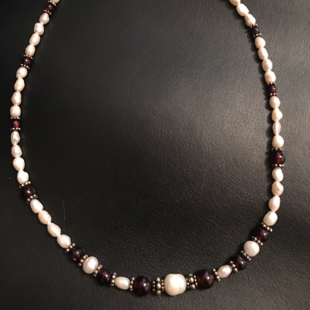 Freshwater pearl and amethyst necklace